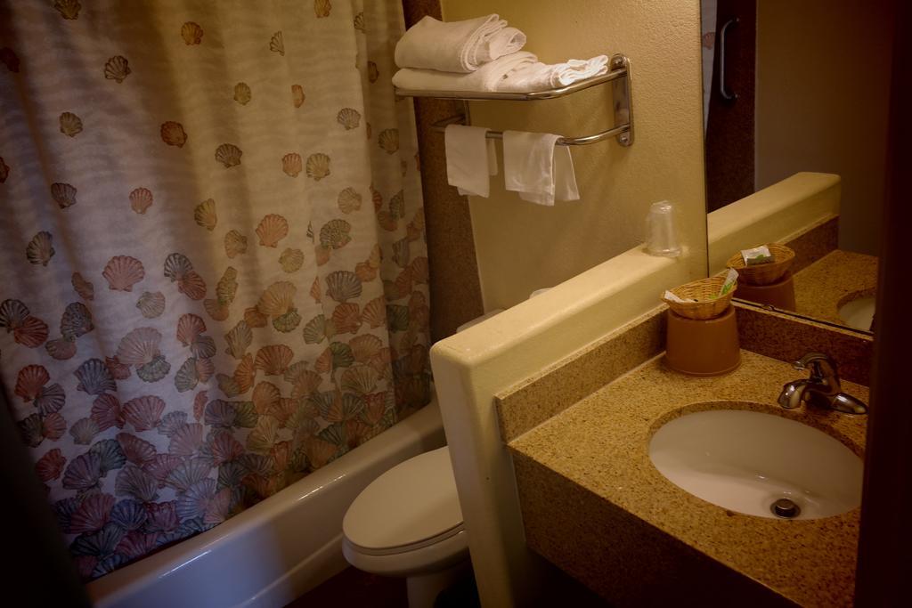 Chandler Inn Pokój zdjęcie